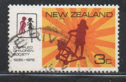 NEW ZEALAND NUOVA ZELANDA 1974 CRIPPLED CHILDREN'S SOCIETY CHILD USING WALKER 3c USED USATO OBLITERE' - Oblitérés