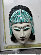 10-50 - LADE 71 - Houten Masker  Gezicht Sculptuur, - Sculpture De Visage De Masque En Bois - Madera