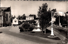 33 - MERIGNAC / PLACE CHARLES DE GAULLE - L'ECOLE DES FILLES - Merignac