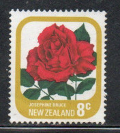 NEW ZEALAND NUOVA ZELANDA 1975 ROSES FLORA FLOWERS JOSEPHINE BRUCE 8c USED USATO OBLITERE' - Gebruikt