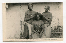 AK 157028 CAMEROON - Missons Des P. P. Du Saint-Esprit - A La Recherche De La Petite Bete - Cameroun