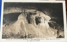 CPA FR46 - Grottes De LACAVE Entre Souillac Et Roc-Amadour - Salle Des Trois Parques Et L'épée De Roland - Lacave