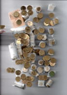 960gr   De Pieces De 5 Centime Marianne  De 1962 A 1998  Environ 450 Pieces - Lots & Kiloware - Coins