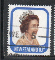 NEW ZEALAND NUOVA ZELANDA 1977 1982 QUEEN ELIZABETH II 10c USED USATO OBLITERE' - Oblitérés