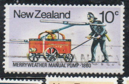 NEW ZEALAND NUOVA ZELANDA 1977 FIRE FIGHTING EQUIPMENT MERRYWEATHER MANUAL PUMP 1860 10c USED USATO OBLITERE' - Oblitérés