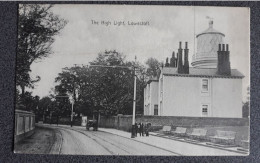 LOWESTOFT THE HIGH LIGHT OLD B/W POSTCARD SUFFOLK - Lowestoft