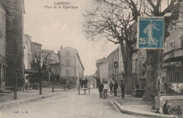 CPA-13-LAMBESC-Place De La République - Lambesc