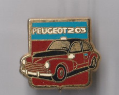 PIN'S    THEME   VOITURE PEUGEOT 203   SIGNE HELIUM  PARIS - Peugeot