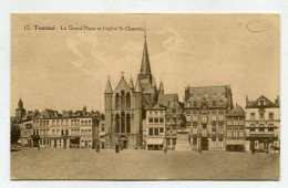 AK 157345 BELGIUM - Tournai - La Grand' Place Et L'église St-Quentin - Doornik
