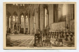 AK 157361 BELGIUM - Tournai - La Cathédrale - Intérieur - Doornik