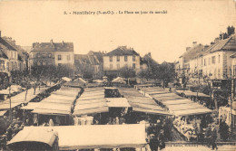 CPA 91 MONTLHERY / LA PLACE UN JOUR DE MARCHE - Montlhery