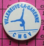 516A Pin's Pins / Beau Et Rare & TB état / SPORTS / CLUB GYMNASTIQUE FEMININE CMGV VILLENEUVE LA GARENNE - Ginnastica