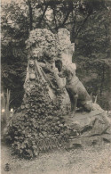 ANIMAUX - Chien - Cimetière D'un Chien -   Carte Postale Ancienne - Chiens