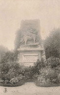 ANIMAUX - Chien - Cimetière D'un Chien -  Barry (St Bernard) - Il Sauva La Vie De 40 Personnes -  Carte Postale Ancienne - Dogs