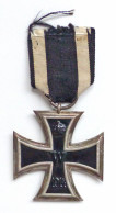 WK I Orden Eisernes Kreuz EK2 1914 Am Band Ringpunze Undeutlich Kern Magnetisch - Weltkrieg 1914-18