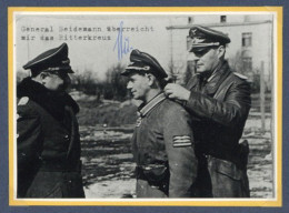 Ritterkreuzträger Foto 12,5 X 9,5 Cm (Nachkriegsabzug) Mit Original Unterschrift I-II - Guerra 1939-45