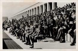 REICHSPARTEITAG NÜRNBERG WK II - Foto-Ak Hitler Sitzend Auf Tribühnen Mit SS S-o 1938 I-II - Oorlog 1939-45