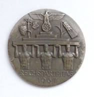 Reichsparteitag WK II Nürnberg (8500) Gedenk Medaille (Zink) 1937, 83 Mm Durchm. - Guerra 1939-45