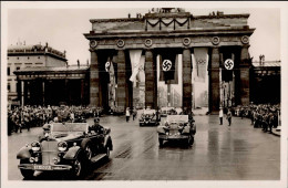 BERLIN OLYMPIA 1936 WK II - PH O 1  Der Führer Auf Dem Wege Zur Eröffnung Der Olympischen Spiele Brandenburger Tor I - Giochi Olimpici