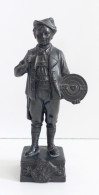 Guß-Figur Schützenjunge Auf Sockel, H=15cm Ca. 1912 - Waffenschiessen