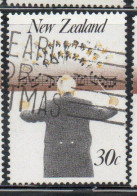 NEW ZEALAND NUOVA ZELANDA 1986 MUSIC CONDUCTOR 30c USED USATO OBLITERE' - Used Stamps