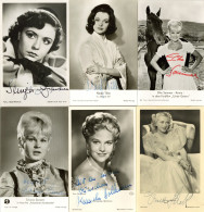 Schauspielerinnen / Sängerinnen Lot Mit 47 Autogrammen Meist Aus Den 1950er-70er Jahren I-II - Actors