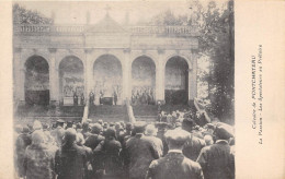 44-PONTCHATEAU- CALVAIRE DE PONTCHATEAU- LES SPECTATEURS AU PRETOIRE - Pontchâteau