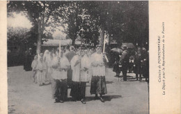 44-PONTCHATEAU- CALVAIRE DE PONTCHATEAU- LE DEPART POUR LA REPRESENTATION DE LA PASSION - Pontchâteau