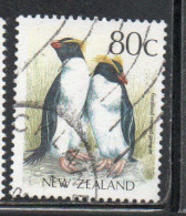 NEW ZEALAND NUOVA ZELANDA 1988 1995 LOCAL BIRD FIORDLAND CRESTED PENGUIN 80c USED USATO OBLITERE' - Oblitérés