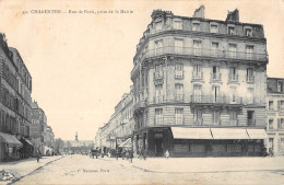 CPA 94 CHARENTON / RUE DE PARIS / PRISE DE LA MAIRIE / Cliché Rare - Charenton Le Pont