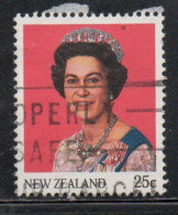 NEW ZEALAND NUOVA ZELANDA 1985 1989 QUEEN ELIZABETH II 25c USED USATO OBLITERE' - Gebraucht