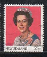 NEW ZEALAND NUOVA ZELANDA 1985 1989 QUEEN ELIZABETH II 25c USED USATO OBLITERE' - Usati