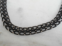 Collier Chaine Noire Avec Ruban Entrelacé - Collares/Cadenas