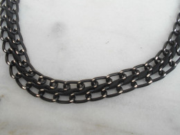 Collier Chaine Noire Avec Ruban Entrelacé - Necklaces/Chains