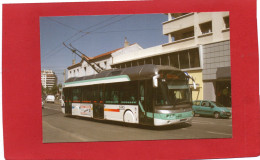 42---Transports Urbains De SAINT-ETIENNE---Trolleybus Irisbus Cristalis ETB 12 Série 111-121--voir 2 Scans - Strassenbahnen