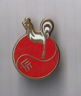 PIN'S THEME SPORT  FEDERATION FRANCAISE TENNIS  VARIANTE  COULEUR ROUGE SIGNE  CDC FRANCE - Tischtennis