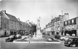 50-CARENTAN- PLACE DE LA REPUBLIQUE - Carentan