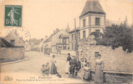 77-NEMOURS- PLACE DU PONT ET RUINES DE L'ANCIEN MOULIN - Nemours