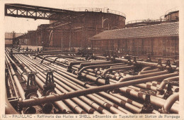 CPA 33 PAUILLAC / RAFFINERIES DES HUILES SHELL / ENSEMBLE DE TUYAUTERIE ET STATION DE POMPAGES - Pauillac