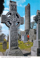 1 AK Irland * Monasterboice Mit Rundturm Und Dem Muiredach-Kreuz Ein Hochkreuz Aus Dem 9. Jahrhundert - County Louth * - Louth