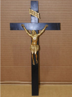 -CRUCIFIX MURAL CROIX BOIS JESUS CHRIST BRONZE Doré PLEIN XVIIIe RELIGION   E - Religious Art