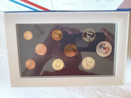 France Monnaies Belle épreuve Euros Complète 2004 - Collections