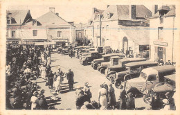 Chemillé      49         Le Marché Au Beurre . Année 1930   . Voitures Anciennes       (voir Scan) - Chemille