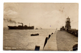 Allemagne -- EMDEN -- Mole ....( Phare Et Bateaux ) - Emden