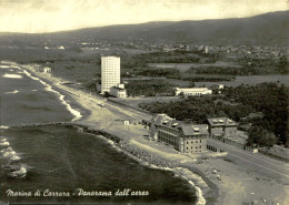 MARINA DI CARRARA - PANORAMA DALL'AEREO - EDIZIONE VATTERONI - SPEDITA 1956 (17810) - Carrara