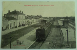 CPA 28 - COURTALAIN - La Gare , Vue Prise à L'ouest - TB PLAN TRAIN En Gare WAGONS QUAIS ANIMATION - Courtalain