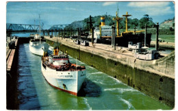 Panama Canal Miraflores - Panama