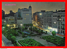 CPSM/gf  ALBACETE (Espagne)   Place Du Caudillo, Vue Nocturne..*4168 - Albacete