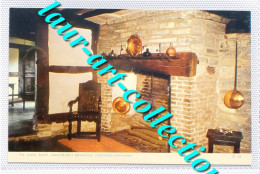 CARTE POSTALE ANGLETERRE STRATFORD AVON SHAKESPEARE'S BIRTHPLACE LIVING CHEMINÉE / CARTE POSTALE ANCIEN, POSTCARD (2013) - Stratford Upon Avon