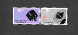 New Zealand Space 2 Stamps 1971 MNH. Opening Of Satellite Earth Station - Oceanië